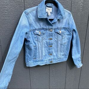Forever 21 Distressed Jean Jacket S